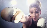  ?? Foto: K. Neunert ?? Fokussiert auf ihr „Coming Home“: Box Weltmeiste­rin Nikki Adler steigt am Samstag, 12. Mai, im Curt Frenzel Stadion in den Ring.