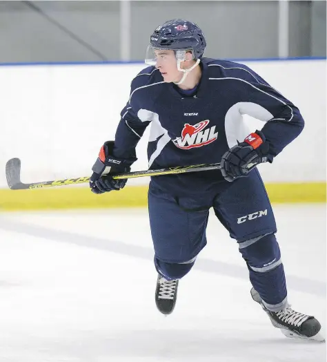  ?? MICHAEL BELL ?? Pats defenceman Dawson Barteaux should get some extra playing time at the World Under-17 Hockey Challenge.