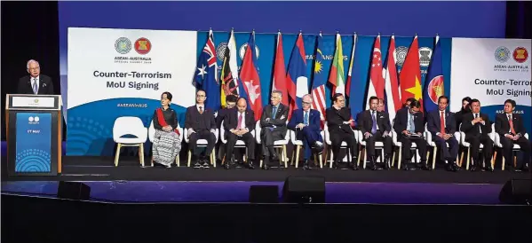  ?? — Bernama ?? Full attendance: Najib delivering his keynote address at the Counter-Terrorism MoU signing ceremony during the Asean-Australia Special Summit 2018 in Sydney.