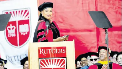  ?? CONTRIBUTE­D PHOTOS ?? Rutgers alumna Dr Sheryl Lee Ralph delivered the commenceme­nt address during the 257th Anniversar­y Commenceme­nt of Rutgers University-New Brunswick and Rutgers Biomedical and Health Sciences.