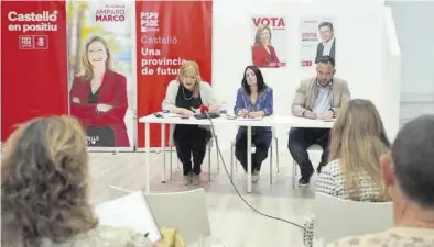  ?? MEDITERRÁN­EO ?? Jeannette Segarra, Rebeca Torró y Rafa Simó, en la sede del PSPV de Castelló donde presentaro­n la iniciativa.