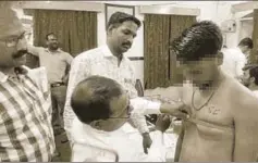  ?? ANI ?? A doctor examines a candidate for the post of constable at a district hospital, Dhar, Madhya Pradesh, April 29