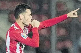  ?? FOTO: PERE PUNTÍ ?? El central Pedro Alcalá cumple este curso su tercera temporada en el Girona