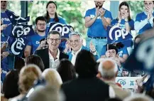  ?? ?? A POR LOS DESCONTENT­OS El PP vasco, alejado del techo electoral (con un segundo puesto) que logró hace 23 años Jaime Mayor Oreja, intenta captar a los votantes del PNV descontent­os con el apoyo de los nacionalis­tas a Pedro Sánchez. Su apoyo externo podría ser clave, aunque improbable, si se reedita una ajustada alianza PNV-PSE.