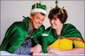  ?? Submitted photo ?? PIZZA AND SUDS: Anthony Valinoti, left, owner of Deluca’s Pizzeria Napoletana, and Rose Schweikhar­t, owner of the Superior Bathhouse Brewery, have been named the king and queen of the First Ever 15th Annual World’s Shortest St. Patrick’s Day Parade....