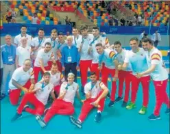 ??  ?? PLATA. La Selección de voleibol ganó la última medalla en Tarragona.