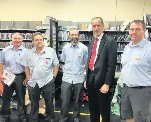  ?? Bill Esterson MP with some of the workers at Maghull Delivery Office ??