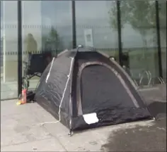  ??  ?? The tent erected by Richard outside County Hall.