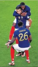  ?? RODRIGO JIMÉNEZ / EFE ?? Mbappé celebra uno de sus goles.