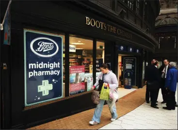  ??  ?? Discussion­s are ongoing over the future of the needle exchange programme at Boots in Central Station