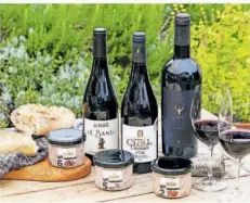  ?? ?? Das Probierpak­et „3 x Rotwein & 3 x Pâté“kostet mit 10%-Aktionsrab­att 49,86 € (statt 55,40 €) zzgl. Versandkos­ten von 7,95 € zu bestellen unter www.loewweine.com.