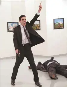  ?? BURHAN OZBILICI ASSOCIATED PRESS ?? Burhan Ozbilici a pris cette photo alors qu’il passait par hasard dans une galerie d’art d’Ankara.