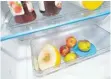  ?? FOTO: DPA ?? Ganz unten im sogenannte­n Gemüsefach des Kühlschran­ks ist auch Platz für temperatur­empfindlic­hes Obst.