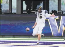  ?? David Bernal / goldenbear­sports.com ?? A month at a camp for special teams players last summer helped punter Cole Leininger be more consistent and effective.