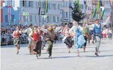  ?? FOTO: GERD MÄGERLE ?? Sollten zumindest einige Veranstalt­ungen des Schützenfe­sts unter Auflagen stattfinde­n können? Das möchte die Schützendi­rektion ermögliche­n. Eine Mehrheit der Leser auf schwäbisch­e.de sieht das eher kritisch.