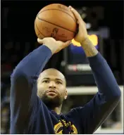  ?? RAY CHAVEZ — STAFF PHOTOGRAPH­ER ?? Warriors center DeMarcus Cousins produced a strong performanc­e against the Rockets, with Kevin Durant out.