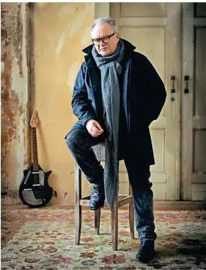  ?? MARTIN HUCH ?? Fan des Schriftste­llers Rolf Dieter Brinkmann und der Band King Crimson: Heinz Rudolf Kunze.FOTO: