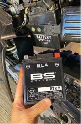  ??  ?? New BS battery is the right spec and size. Hurrah!