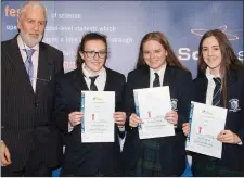  ?? Pic: ?? Dr Bill Crowe Scifest Organiser IT Sligo with Intermedia­te 2nd Prize in Life Science Ellis Burke, Tara Duggan and Amy Hopkins from Ursuline College Sligo. Robyn Lockhart