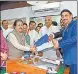  ?? ?? Congress leader Rajeev Shukla files his papers from Chhattisga­rh