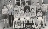  ??  ?? Team mates: Dennis Road School 2nd football XI from 1958-59