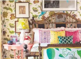  ?? MADCAP COTTAGE ?? Don’t be a slave to sheet sets. Mix a white fitted sheet with a flowered top sheet and striped pillowcase­s, then layer on a patchwork quilt, say Madcap Cottage designers John Loecke and Jason Oliver Nixon.