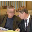  ?? FOTO: BUB ?? Der Angeklagte (l.) gestern mit seinem Anwalt Joachim Giring.
