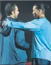  ?? FOTO: CLAUDIO CHAVES ?? Ronaldinho, con Pep Guardiola en la temporada 2007-08, cuando el técnico entrenó al filial.