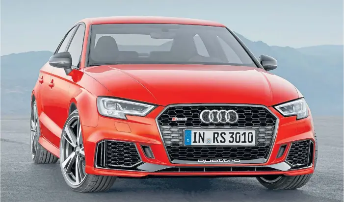  ??  ?? Precio y versiones. El RS 3 se ofrece con esta carrocería del A3 sedán, pero también con la del A3 Sportback (5 puertas). Este sedán cuesta 116.200 dólares y, el 5 puertas, 115.600.