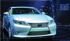  ?? TORONTO STAR FILE PHOTO ?? The 2013 Lexus ES300h Hybrid, seen here last year in New York.