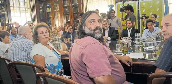  ?? MAURICIO NIEVAS ?? Sin acuerdo. “No hemos hablado de paro. Eso lo plantea el Gobierno, quizá para atacar a los gremios”, dijo Baradel ayer.