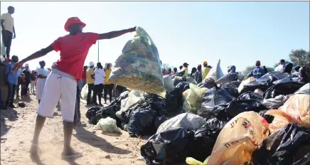  ?? Photo: Emmency Nuukala ?? Let’s clean… Namibians are asked to join hands to organise and participat­e in the 2021 national clean-up activities in their communitie­s.