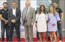  ?? (Photo DR) ?? Le président du RCT, Mourad Boudjellal, et le président de la CCI, Jacques Bianchi, ont accueilli les invités, aux côtés de joueurs du RCT et de Valérie Mérali, directrice des ventes et de la diversific­ation événementi­elle chez Var-matin.