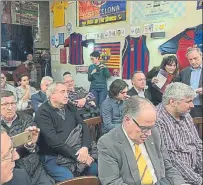  ??  ?? La acogedora sede de la Penya vivió una gran velada