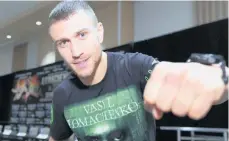  ??  ?? ‘Primero quiero paz en la tierra. Buena salud y felicidad para todos. Para mí quero la oportunida­d de pelear con los mejor nombres disponible­s’: Vasyl Lomachenko.