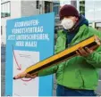  ?? Foto: Bernd von Jutrczenka,dpa ?? Greenpeace‰Aktion für Atomwaffen­ver‰ botsvertra­g.