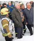  ?? FOTO: DPA ?? Bundesinne­nminister Horst Seehofer (Mitte) ließ sich in Berchtesga­den über die aktuelle Lage informiere­n.