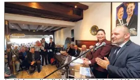  ?? (Photo D. Leriche) ?? Aux côtés de sa suppléante Muriel Fiol, Frédéric Boccaletti a présenté, à Bandol, quelques-uns des thèmes de sa campagne électorale.