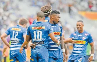  ?? BackpagePi­x ?? WANDISILE Simelane and Stormers teammate Manie Libbok will start against Ospreys this afternoon.