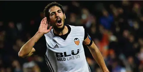  ?? (JOSÉ JORDAN/AFP PHOTO) ?? Le milieu de terrain Dani Parejo est l’un des atouts du FC Valence cette saison.