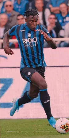  ?? LAPRESSE ?? Colombiano Duvàn Zapata, 28 anni, seconda stagione all’Atalanta