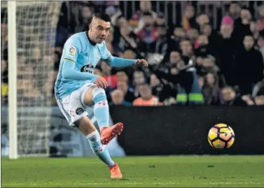  ??  ?? ESPECTACUL­AR TEMPORADA. Iago Aspas suma 25 goles en lo que va de curso, 18 de ellos en LaLiga.