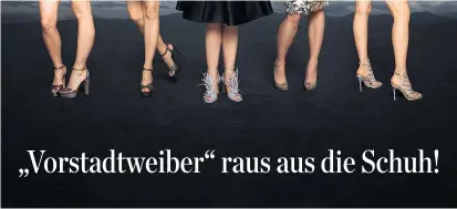  ??  ?? Wenn Schuhe im Bild sind, hat meistens Sabine Derflinger die Folge gedreht. Die Trägerinne­n, ab 8. Jänner wieder im ORF: Hilde Dahlik, Martina Ebm, Gerti Drassl, Nina Proll, Maria Köstlinger (v. li.).