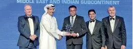  ?? ?? Jeevan Premasara, Senior General Manager of Human Resources of Hambantota Internatio­nal Port Group (HIPG) accepting the Corporate Social Responsibi­lity award on behalf of HIPG