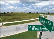  ?? NWA Democrat-Gazette/J.T. WAMPLER ?? The Bentonvill­e School Board on Monday approved selling 40 acres the School District owns at the corner of Southwest Wentworth Avenue and Southwest Bright Road to Buffington Homes of Arkansas, which plans to build a residentia­l subdivisio­n on the land.