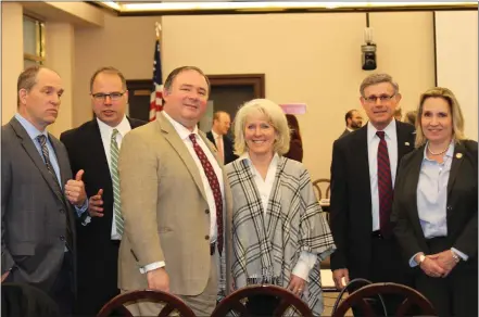  ?? JEN SAMUEL — MEDIANEWS GROUP ?? From left, Todd Mostoller, executive director, Pennsylvan­ia Horsemen’s Benevolent and Protective Associatio­n; state Rep. Rich Irvin of the 81st district; Rep. John Lawrence of the 13th district; horse advocate Heather Hunter of London Grove Township, David Zimmerman of the 99th district and Christina Sappey of the 158th district take a moment to talk horses after the Pennsylvan­ia Agricultur­e and Rural Affairs Committee public hearing on Feb. 26.