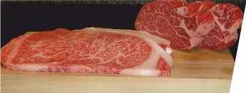  ?? ?? La carne di Kobe, con la sua particolar­e marezzatur­a