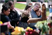  ?? ?? Mourners at the mall in Allen, Texas