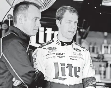  ?? PETER CASEY, USA TODAY SPORTS ?? Brad Keselowski, right, with crew chief Paul Wolfe, and other drivers say you can have a great season without being the champ.