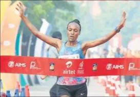 ?? HT PHOTO ?? ▪ Tsehay Gemechu upstaged world record holder Joyciline Jepkosgei to win the title on Sunday.